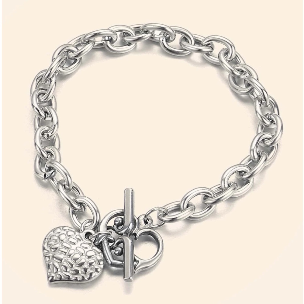 Silver Tone Stainless Steel Heart Chunky Chain Toggle Bracelet